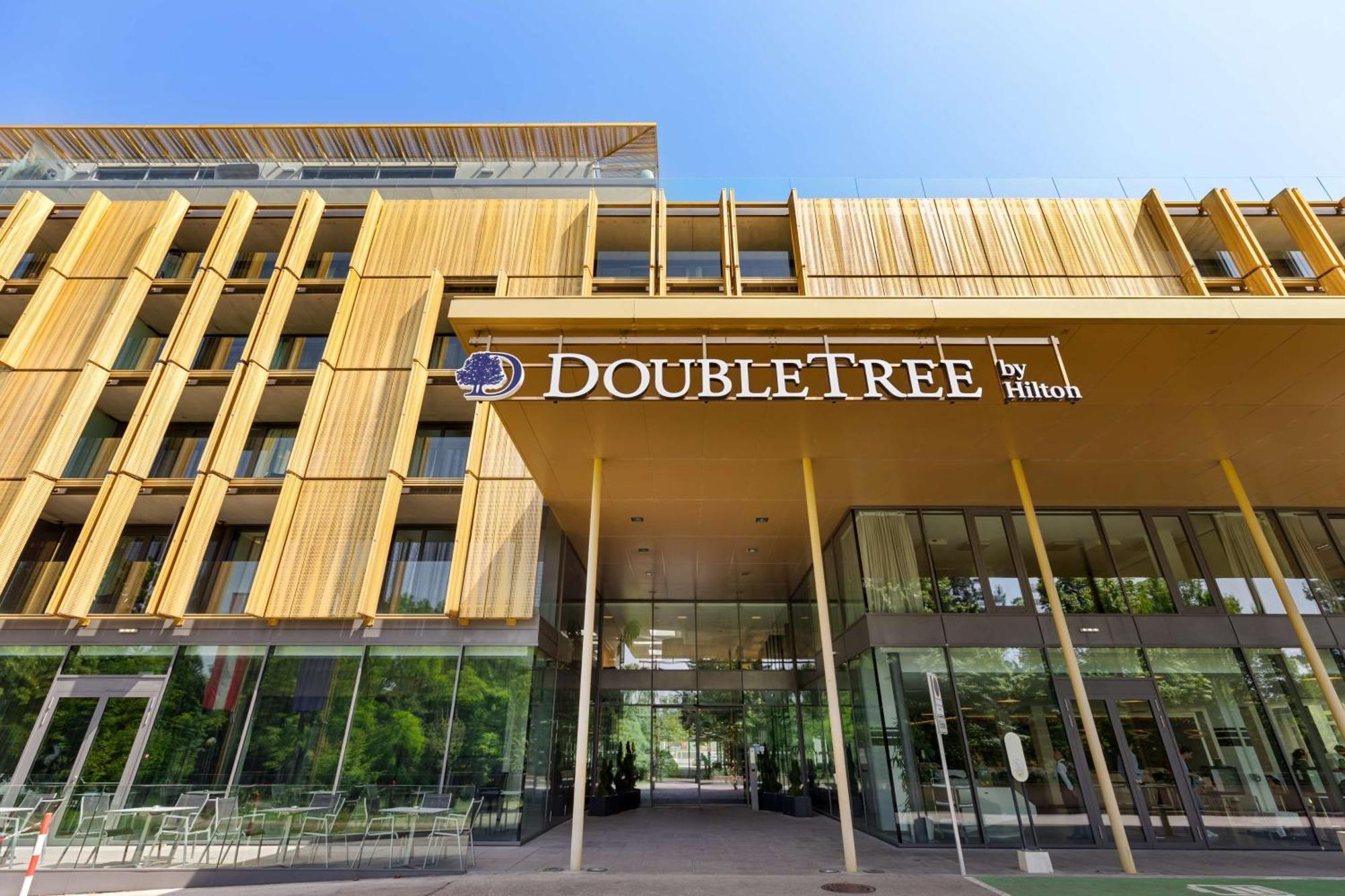 Doubletree By Hilton Vienna Schonbrunn Hotel Kültér fotó